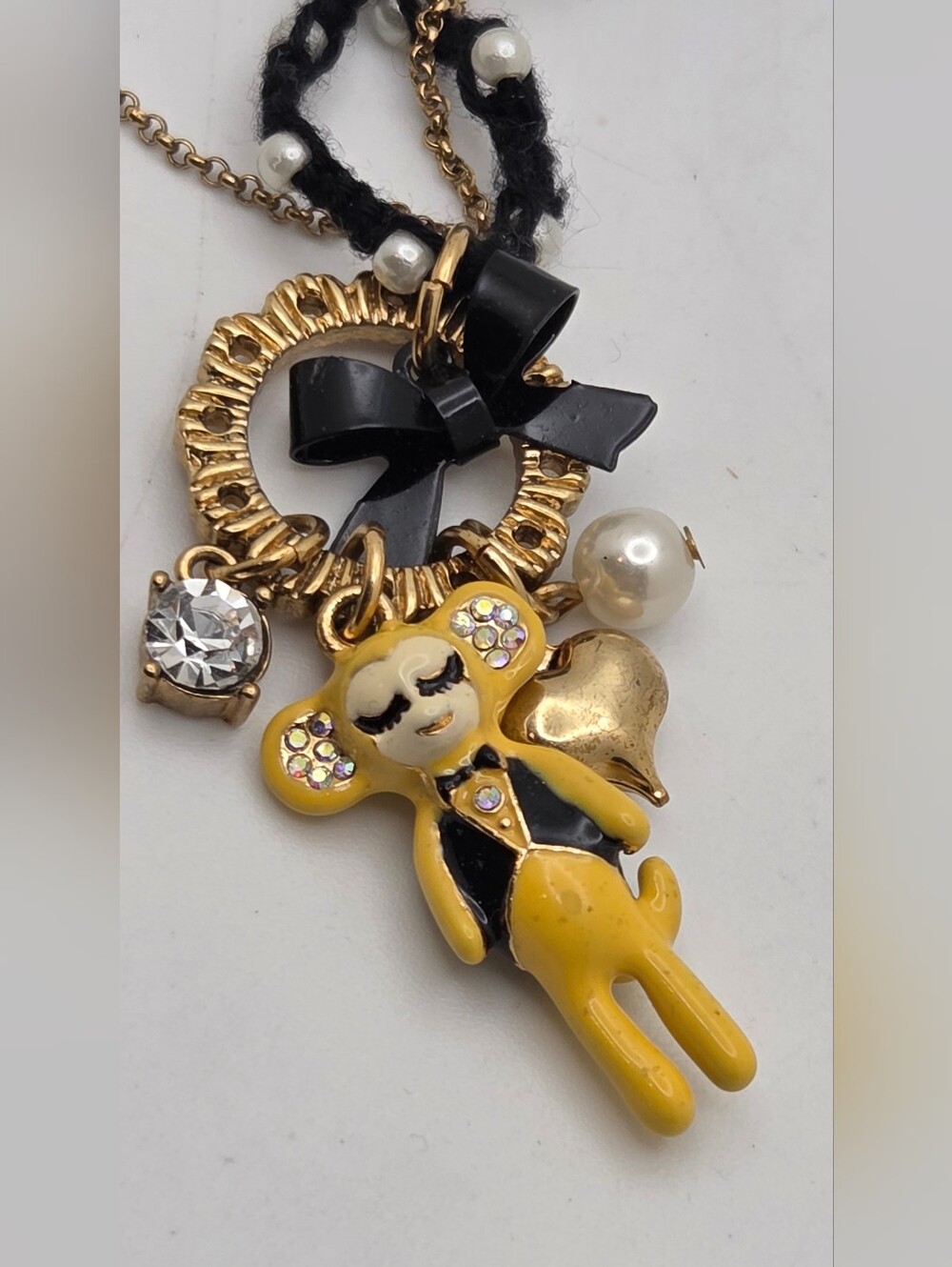 ​Authentic Betsey Johnson Yellow Monkey Tuxedo Charm Necklace Y2K Whimsical Rhin